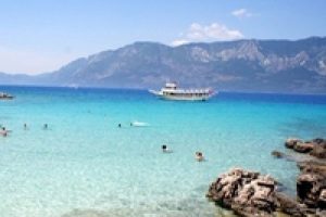 Kleopatra Adası ziyaret&ccedil;ilerini b&uuml;y&uuml;l&uuml;yor