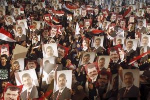 Mısır'da darbe karşıtlarına g&ouml;zaltı