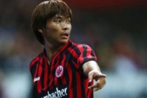 Futbolcuya gaz &ccedil;ıkarma cezası