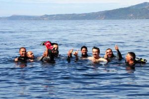 81 metrelik dalış rekorunu 85 metreye &ccedil;ıkardı