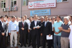 Sağlık &ccedil;alışanlarına şiddete kınama