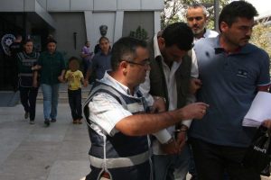 Hırsızlık turuna &ccedil;ıkan &ccedil;ift Bursa'da yakayı ele verdi