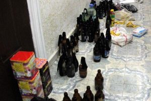 Nusaybin'de kullanıma hazır 68 molotof ele ge&ccedil;ti