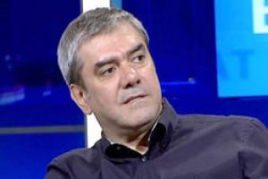 Yılmaz &Ouml;zdil'den 'memeli' fıkra