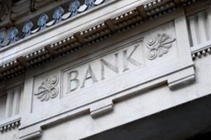 En b&uuml;y&uuml;k &ccedil;ileyi T&uuml;rk bankaları &ccedil;ekti