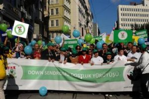 Down sendromu i&ccedil;in 'buradayız'