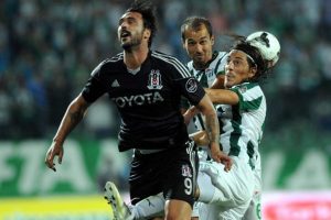 Almeida Portekiz'de manşetlere &ccedil;ıktı