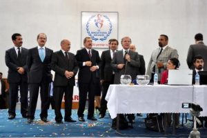 "T&uuml;m darbelere ve darbecilere lanet olsun"