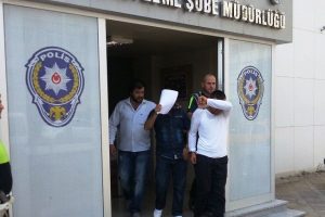 Cezaevinden &ccedil;ıktı iki g&uuml;n sonra ev soydu
