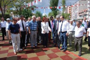 Dere &ccedil;evresi gezi alanı oldu