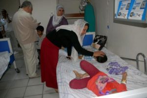 Kumanyadan 50 &ouml;ğrenci zehirlendi