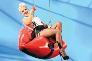 Yılın kadını Pink
