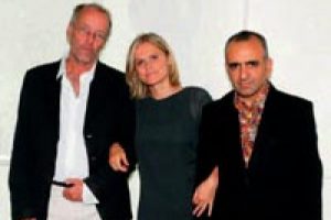 &Uuml;nl&uuml; ressamın &ouml;zel gecesi...