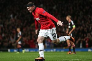 Rooney'den mutlusu yok