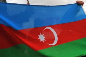 Azerbaycan'da se&ccedil;im heyecanı