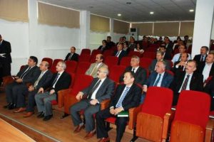 İsmi sonra okununca toplantıyı terk etti