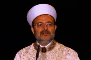 G&ouml;rmez'den Hac ve Kurban a&ccedil;ıklaması
