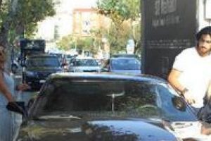 İdo'dan annesine Chevrolet otomobil...
