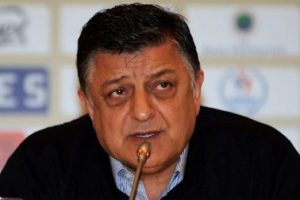 Azerbaycan'da Yılmaz Vural sesleri