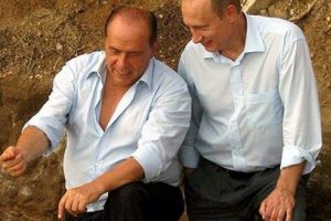 Putin, Berlusconi'ye destek &ccedil;ıktı