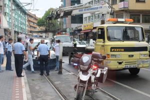 Bursa'da tramvay yolunu işgal edenlere ceza