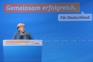 Merkel'den kimyasal madde savunması