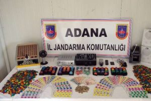 Kumar oynarken yakalandılar