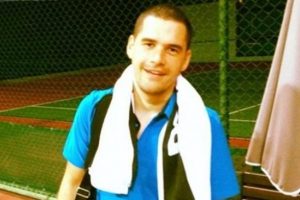 Fenerbah&ccedil;e'ye k&uuml;f&uuml;r eden terc&uuml;man kovuldu