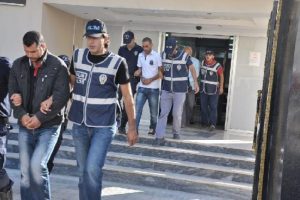 Hatay'da operasyon: 90 g&ouml;zaltı