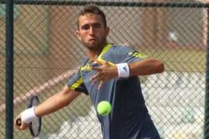 Marsel &ccedil;eyrek finalde havlu attı
