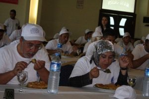 Baklava yeme yarışması