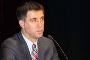 Hakan Ş&uuml;k&uuml;r'den saldırı tweeti