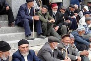 Emeklilere bayram &ouml;ncesi m&uuml;jde!