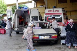 Kuzenlerin kavgasında kan aktı