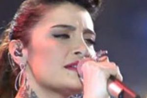 Sıla izleyenleri b&uuml;y&uuml;ledi