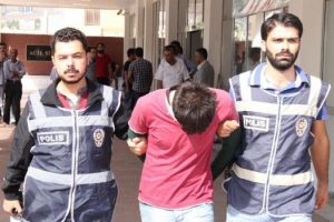 Motosiklet hırsızlığı iddiasına 3 g&ouml;zaltı