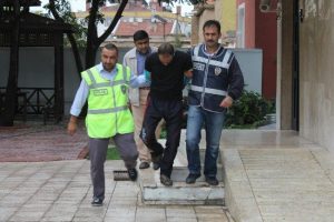 Mobiletli kapka&ccedil;&ccedil;ı tutuklandı