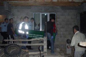 14 yaşındaki ilkokul &ouml;ğrencisi kendini astı