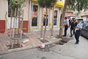 Hastaneden izinli &ccedil;ıktı, vuruldu