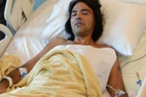 Ozan Orhon'un midesi delindi