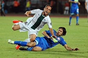 G&ouml;zler Belluschi'yi arıyor!
