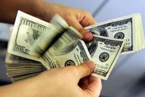 Dolar yeniden hareketlendi
