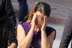 Hırsız kızlar tutuklandı