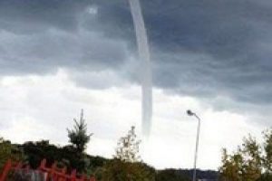 Kastamonu'da korkutan hortum
