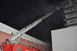 Mersin'de korkutan yangın
