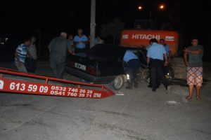 Belediye başkanı kaza ge&ccedil;irdi
