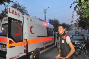 Mutluluğu 2 saat s&uuml;rd&uuml;