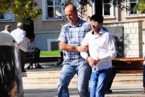 ''Okutacağım" dediği kızı oğluyla evlendirdi