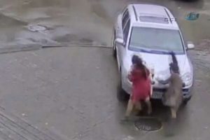 Fren ve gazı karıştırınca...