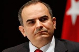 Baş&ccedil;ı'nın a&ccedil;ıklamalarının ardından dolar 2 TL'yi aştı